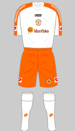 crewe alexandra 2009-10 away kit