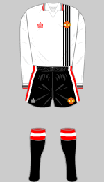 manchester united change strip 1975 october